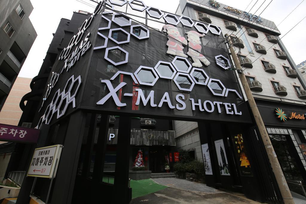 X-Mas Hotel Daejeon Luaran gambar